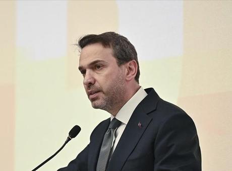 Bakan Bayraktar: 2026 Yılı Rüzgar Enerjisinde Dönüm Noktası Olacak