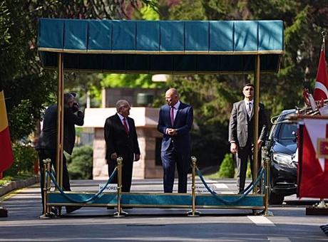 Milli Savunma Bakanı Güler, Belçika Savunma Bakanı Francken ile Stratejik Görüşme Gerçekleştirdi