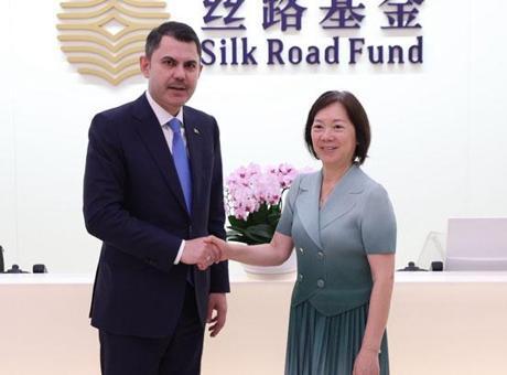 Bakan Murat Kurum, İpek Yolu Fonu Başkanı Zhu Jun ile Gözde Temaslar Gerçekleştirdi