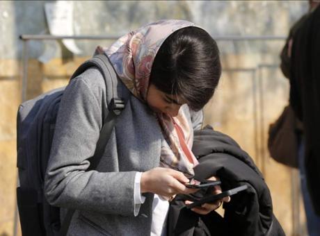 İran'da Uluslararası İnternet Erişimi Yeniden Başlatıldı