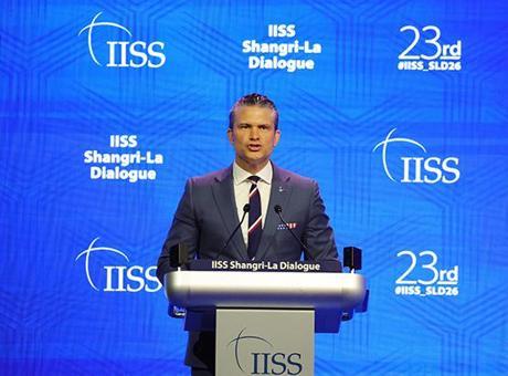 ABD Savunma Bakanı Hegseth'ten Sert Açıklamalar: İran'a Saldırı Hazırlığı Var!