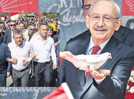 Kemal Kılıçdaroğlu'nun CHP Genel Merkezi'nde İlk Açıklamaları: 'Önce Hesaplaşma Sonra Kurultay'