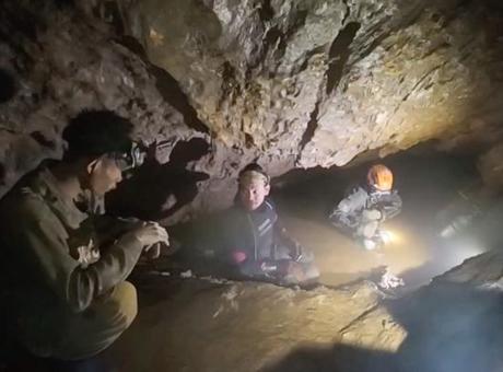 Laos'ta Mağarada Mahsur Kalan Köylülerin Kurtuluşu: 'Bu Gerçekten Bir Mucize'