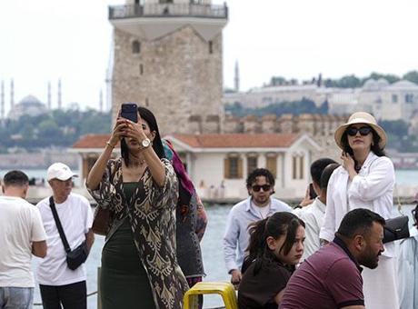 İstanbullular Tatilin Son Gününde Sahilleri Doldurdu