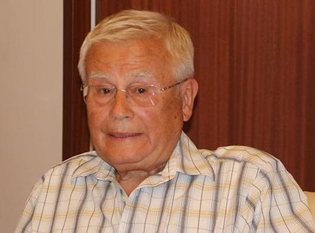 Hayırsever İş İnsanı Dinçer Akyalı, Muğla'da 500 Milyon TL'lik Eğitim Yatırımıyla Geleceğe Umut Oluyor