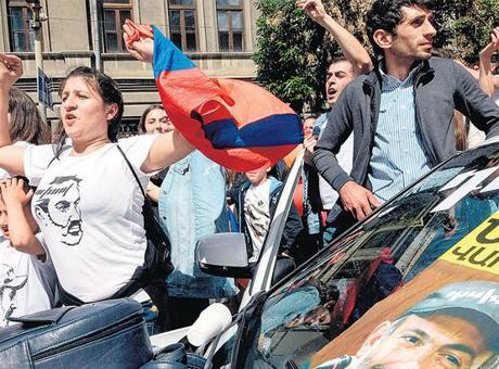 Moskova'dan Ermenistan'a Yönelik Seçim Stratejileri