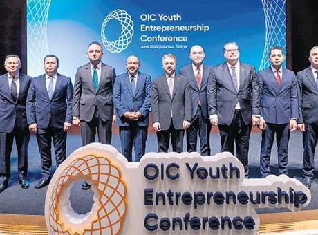 İstanbul'da Genç Girişimciler Zirvesi: Geleceğin Potansiyeli Konferansı