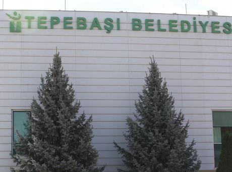 AK Parti MKYK Üyesi Hatipoğlu'ndan Tepebaşı Belediye Meclisi'ndeki Olaylara Yanıt