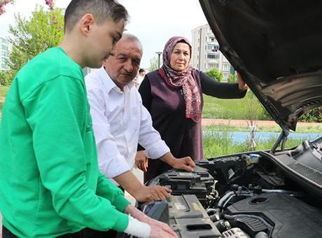 Kelebek Hastası Çocukların Ailesinin Araç Serüveni: Sıfır Araçta Peş Peşe Arızalar