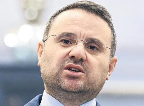 Anayasa Mahkemesi, Süresiz Nafakayı İptal Etti: Yeni Düzenleme İçin Süre Tanındı