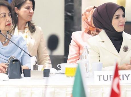Kadın Liderler Geleceği Şekillendiriyor: Küresel Zirveden Önemli Mesajlar