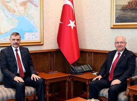 Bakanlar Güler ve Çiftçi Milli Savunma Bakanlığı'nda Toplandı