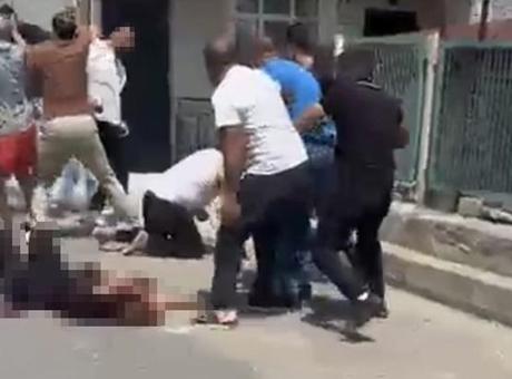 Koca, Eşini 15 Yerinden Bıçaklayarak Öldürdü: Çocuğumla Göz Göze Gelince Durdum