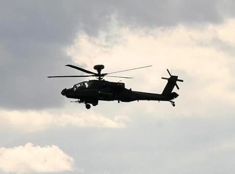 Hürmüz Boğazı'nda ABD Askeri Helikopteri Düştü