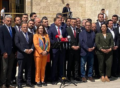 CHP'li 72 İl Başkanından Kurultay Çağrısı: 'Önce Kurultay, Sonra İktidar'