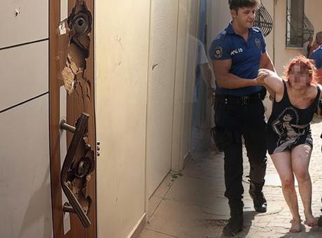 Psikolojik Sorunları Olan Şahıs, Evini Ateşe Verip Kendini Kilitledi