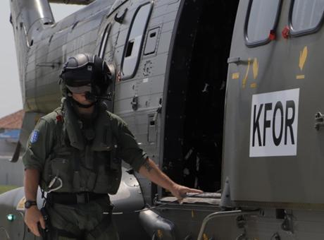 NATO, Kosova'daki Asker Sayısını Kademeli Olarak Azaltma Kararı Aldı