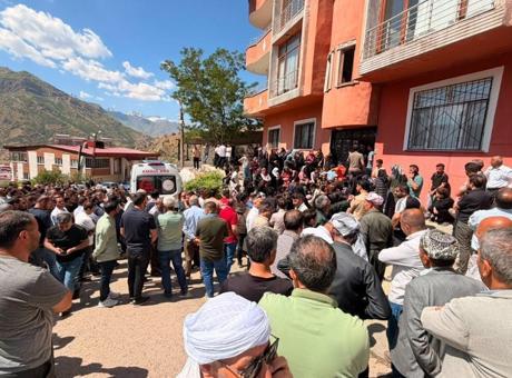 Hakkari'de Aile Dramı: Uzman Çavuş, Kayınpederinin Evinde 4 Kişiyi Öldürdü