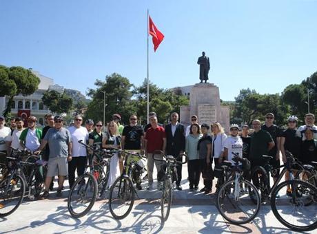 Muğla'daki Yeşilay Bisiklet Turu, Şehit Polis Memuru Sebebiyle Ertelendi