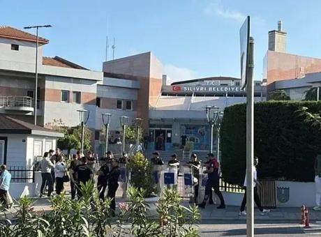 Silivri Belediyesinde Usulsüzlük Skandalı: 10 Kişi Tutuklandı