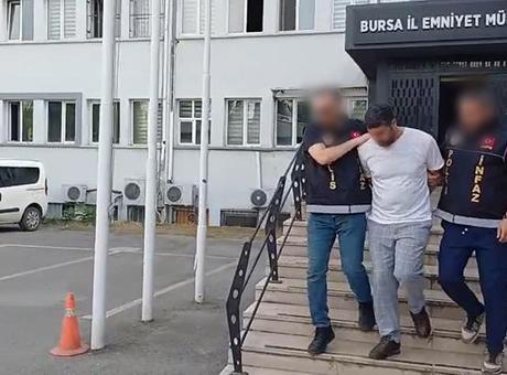 13 Yıl Sonra Yakalandı: Bursa'da Kırmızı Bültenle Aranan Şahıs Ele Geçirildi