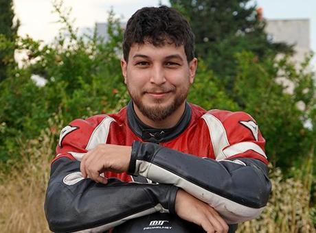 İmkansızı Başaran Tarık Akat: Motosiklet Kazasından Şampiyonluğa Uzanan Hikaye