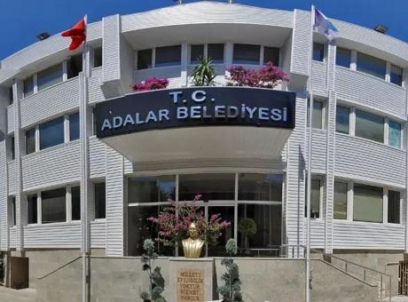 Adalar Belediyesi'ne Yönelik Rüşvet Operasyonu: 35 Şüpheli Tutuklandı