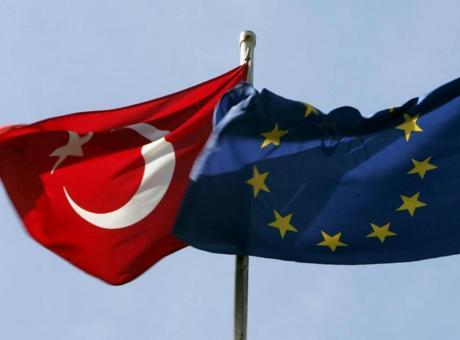 AB Komisyonu Üyesi Marta Kos'tan Türkiye'ye Övgü: “Türkiye Olmadan Geleceği Hayal Edemiyorum”