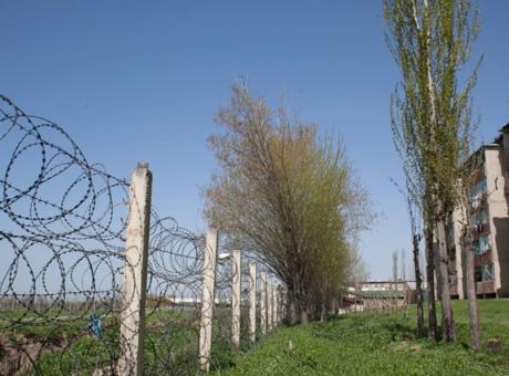 Kırgızistan ve Özbekistan Arasında Tarihi Toprak Takası Gerçekleşti