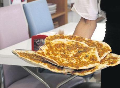 Sivas'ta Lahmacun Fiyatları ve Rekabet Tartışmaları Alevlendi