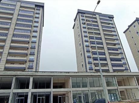Depremde Yaşanan Facia Sonrası İki Kamu Görevlisi Hakkında Dava Açıldı