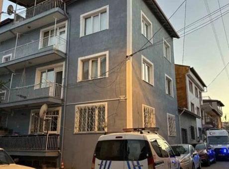 Uşak'ta Balkon Kazası: 38 Yaşındaki Kadın Hayatını Kaybetti