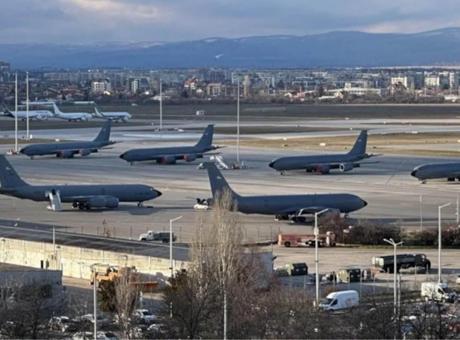 ABD'nin Bulgaristan'daki Askeri Uçaklarının Tahliyesi İlerliyor