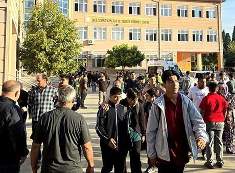 Manisa'da okul önünde saldırı! Erdoğan: Emniyet birimlerimiz, gereken tüm tedbirleri almaktadır