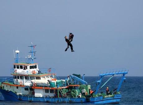 Trabzon’da nefes kesen tatbikat! Gemide yangın çıktı, 8 yaralı için zamanla yarıştılar