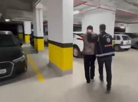 Bağcılar'da iş yerine uyuşturucu operasyonu; 22 kilo 970 gram ham madde ele geçirildi
