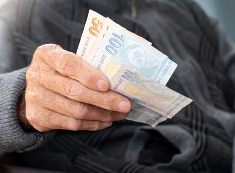 Emeklilerden Banka Promosyonu İçin Yüksek Talepler: 'Biz de Masada Olmak İstiyoruz'