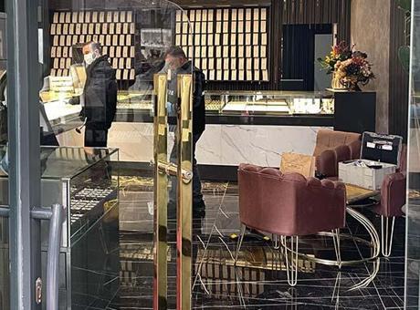 Kuyumcuda Silahlı Soygun: 6 Şüpheli Adliyeye Sevk Edildi