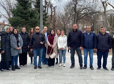 İddiaların Gölgesinde: Ortaokul Tuvaletlerinde Kamera Krizi ve Velilerin Tepkisi