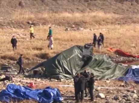 Güney Kore'de Askeri Helikopter Kazası: İki Asker Hayatını Kaybetti