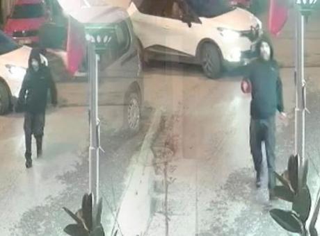 Taksim'de Bıçak Yaralı Şok Olay: İranlı Gencin İfadesi Dikkat Çekti