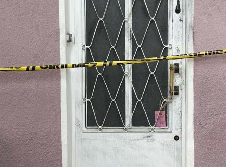 Aydın'da Şok Edici Çifte Cinayet: İki Yaşlı Birey Bıçaklanarak Öldürüldü