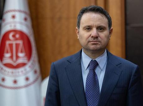 Akın Gürlek, Türkiye'nin Yeni Adalet Bakanı Olarak Atandı