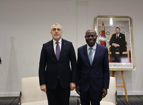 Bakan Vedat Işıkhan, ILO Genel Direktörü ile Çocuk İşçiliği Üzerine Görüştü