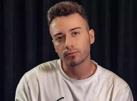 Enes Batur, Uyuşturucu Soruşturması Kapsamında Adli Kontrol Şartıyla Serbest Bırakıldı