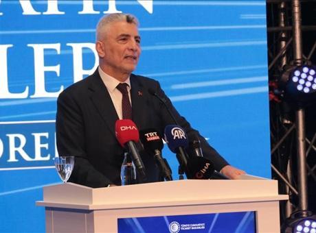 Ticaret Bakanı Bolat: Korumacılık Rüzgarları Artıyor, İttifaklar Güçleniyor