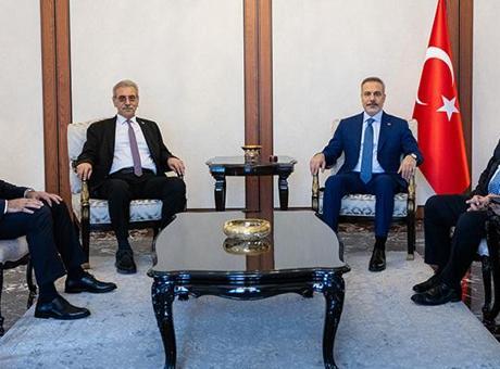 Hakan Fidan, Gazze Yönetimi Ulusal Komitesi Başkanı Şaas'ı Ağırladı