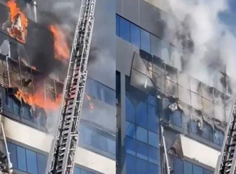 Kocaeli'de 7 Katlı İş Merkezinde Yangın Çıktı