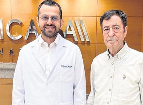 8 Kiloluk Tümör Kapalı Ameliyatla Başarıyla Alındı