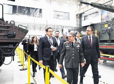 Orgeneral Selçuk Bayraktaroğlu'ndan ASELSAN Ziyareti